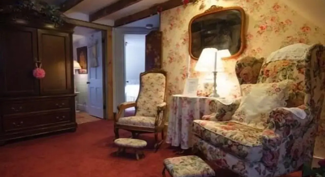 Люкс The Tea Rose Inn at Plymouth