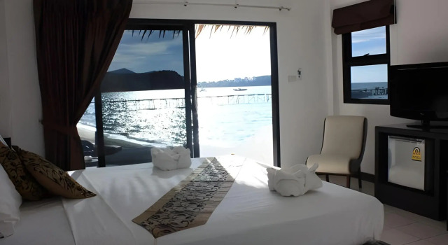 Samui Pier Beach Front Resort