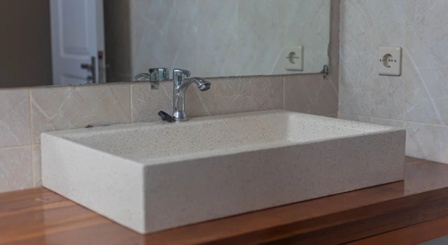Двухместный номер Deluxe с балконом Roses Bali Homestay