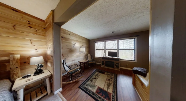Heaven's Door 2 Bedroom Cabin by RedAwning, Забронировать Дом для отпуска Виллы Пиджен-Фордж, рядом с Американские горки Смоки-Маунтин, Вилла