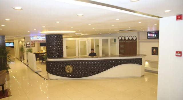Fort Continental Hotel, Rezerwuj Hotel Peszawar Federally Administered Tribal Area
