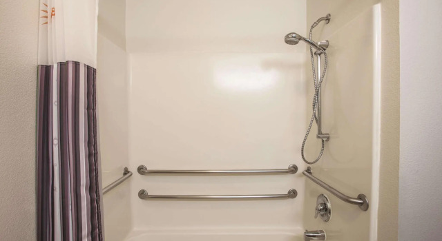 Двухместный номер Disability Access Standard La Quinta by Wyndham Portland Airport