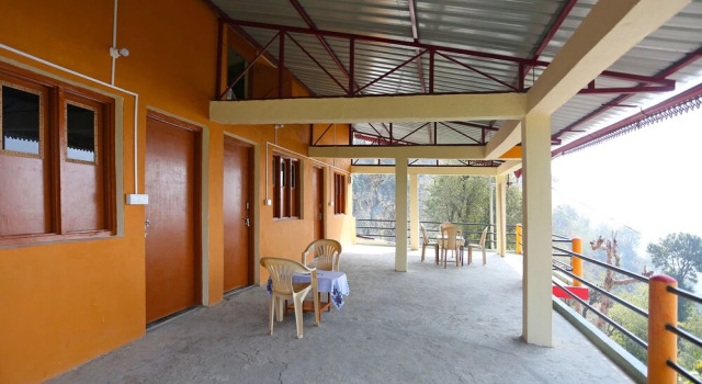 OYO 12262 Home 2BK Hilltop Cottage Bhimtal, Rezervovat Rekreační dům Bhimtal Uttarakhand