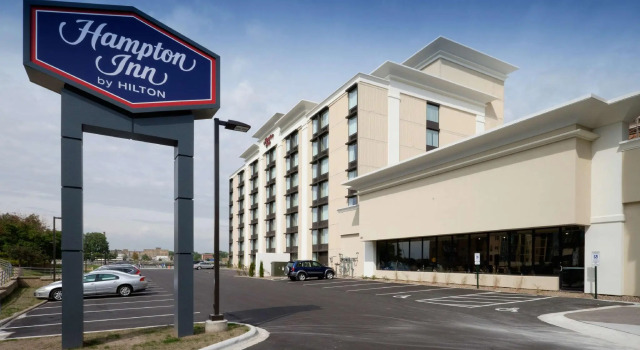 Номер Standard Hampton Inn Green Bay Downtown