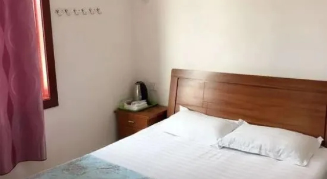 Двухместный номер Standard Xinxiang Guoying Guest House