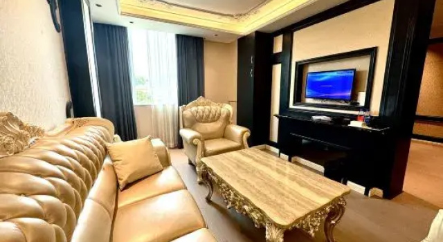Sviitti Junhua Hotel (Shantou University Road Branch)