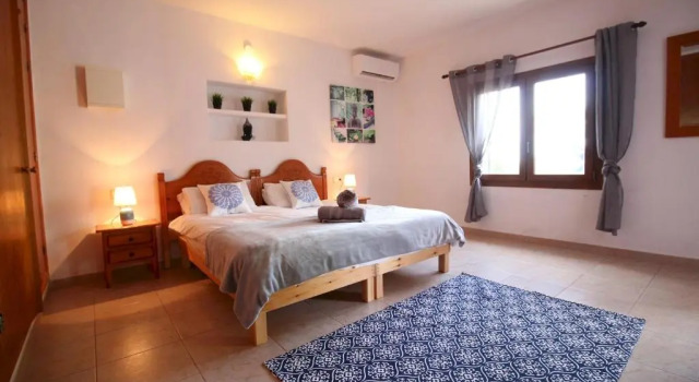 Villa Susan Ibiza, Rezerwuj Willa Hotele w Majorka z parkingiem, Parking