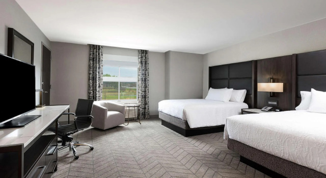 Четырёхместный номер Standard Hilton Garden Inn Hanover Lebanon