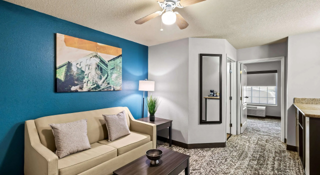 Четырёхместный люкс Best Western Fort Wayne Inn & Suites North