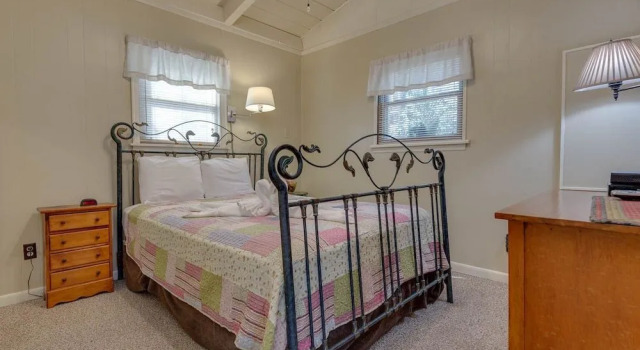 Bear View Chalet by Jackson Mountain Homes, Забронировать Шале Отели Гатлинберг 3 звезды, 3*