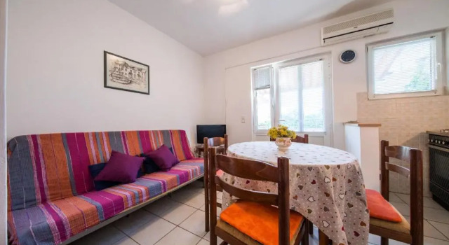 Студия Garden Apartments