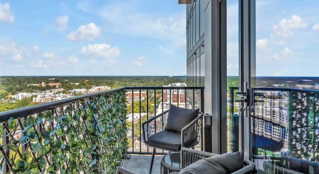 Коттедж High-rise Apt Raleigh Free Parking Sunset View 2