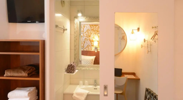 Двухместный номер Comfort Hotel Arc-En-Ciel Colmar Contact Hotel
