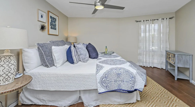 Edgewater Tower 2-105 - 1393775, Book Hotel Panama City Beach Panhandle Florida