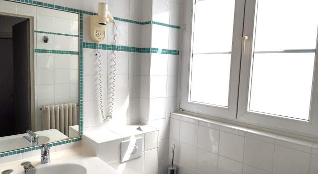 Четырёхместный номер Standard Best Western de Diane