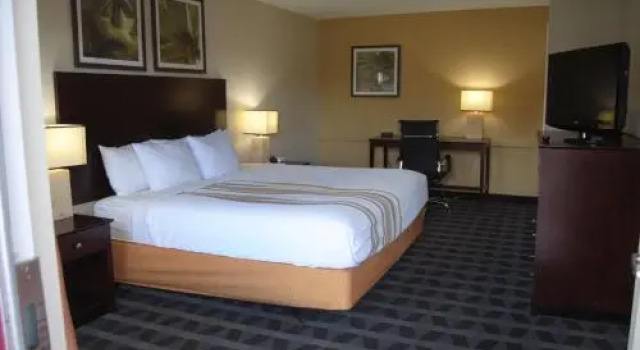 Americas Best Value Inn Montgomery, AL, Varaa Hotelli Montgomery Alabama
