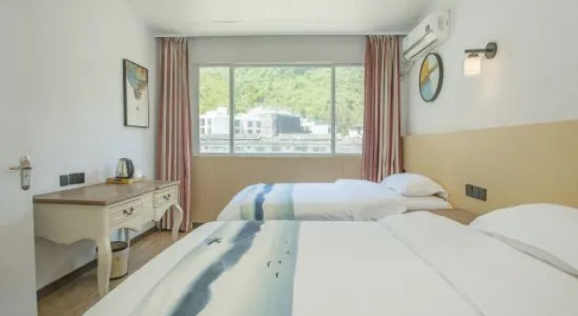 Люкс Comfort Michaels Inn & Suites