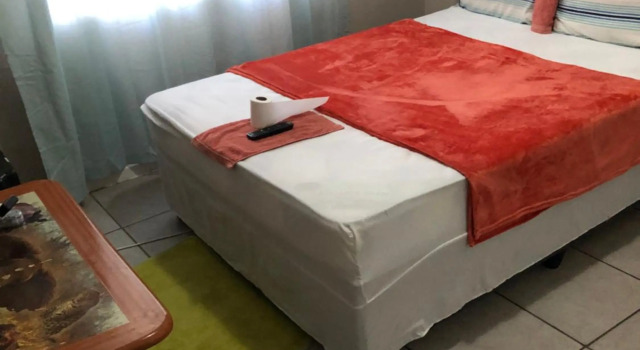 Josephs Guest Home Kimberley, Забронировать Гостевой дом Гостевые дома Кимберли, Гостевой дом