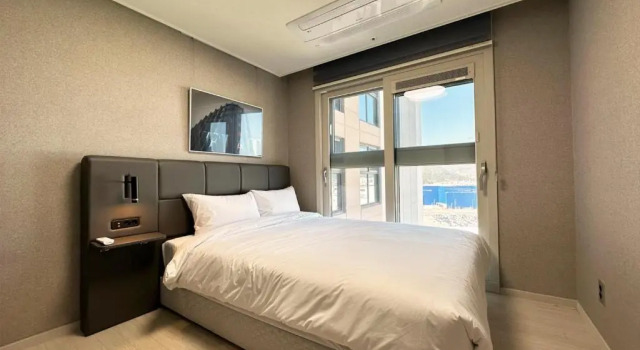 Y COLLECTION by UH FLAT OSIRIA, Rezervasyon Otel Songjeong Pusan