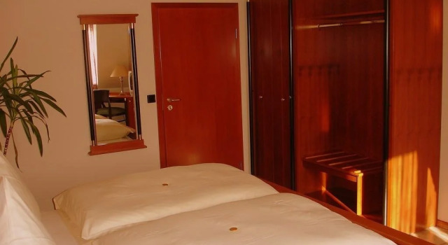 Hotel Vulkan Stuben, Prenota Hotel Dreis-Brück 