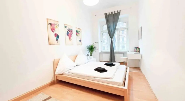 Altbau-Schmuckstück an der Karli mit riesigem Balkon, Réserver Hôtel Leipzig Saxe, près de Kinobar Prager Fruehling