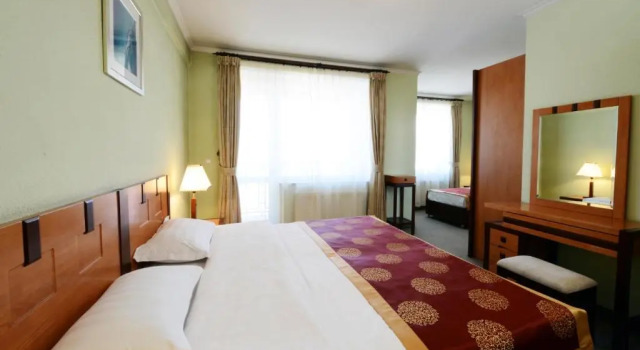 Трёхместный номер Standard Narantuul Hotel