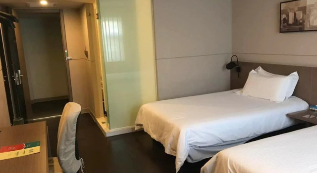 Jinjiang Inn Tianjin Binhai New District North Center Road