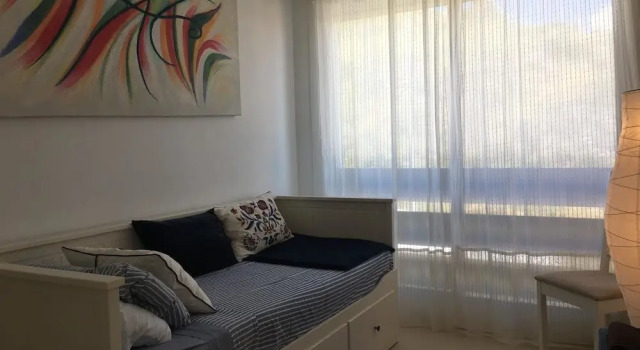 Grand National 18, Забронировать Отель Фуэнхирола Коста-дель-Соль, рядом с Playa del Charcón