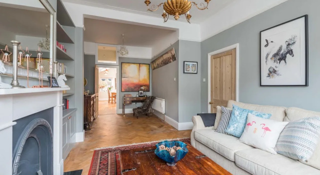 Spacious home in Queen’s Park, Забронировать Отель Отели Англии 3 звезды, 3*