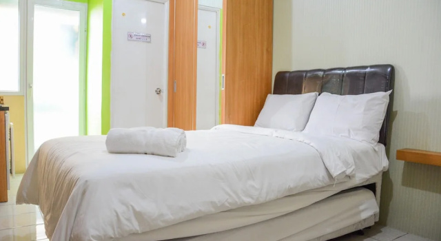 Номер Standard Stylish and Comfortable Studio Green Pramuka Apartment