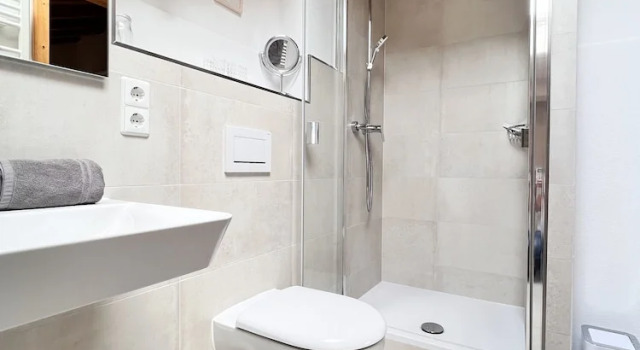 Номер Comfort c 1 комнатой с балконом и с видом на горы Gästehaus Bergwinkl
