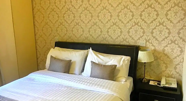 Номер Standard с видом на сад Normanton Park Hotel, BW Signature Collection