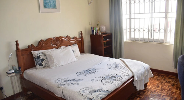 Babz Palatio Residence