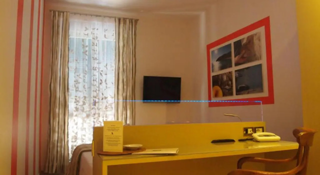 Двухместный номер Standard с балконом Piccolo Hotel