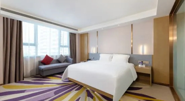 Люкс Deluxe Lavande Hotels（Shenzhen Fanshen Metro Station&Wanda Plaza ）