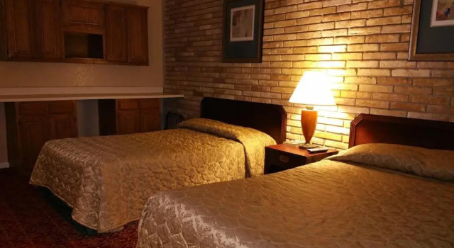 Люкс Executive Inn and Suites Waxahachie