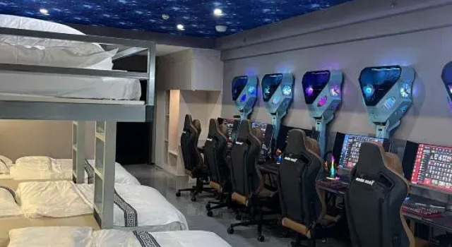 Кровать в общем номере Weisi E-sports Homestay
