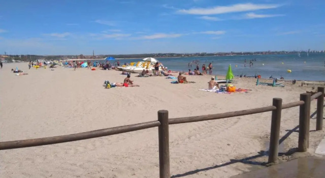 Studio Meublé Port de Plaisance FOS SUR MER, Prenota Appartamento Fos-sur-Mer Laguna di Berre