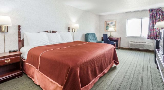 Двухместный номер Business Howard Johnson by Wyndham Manteno