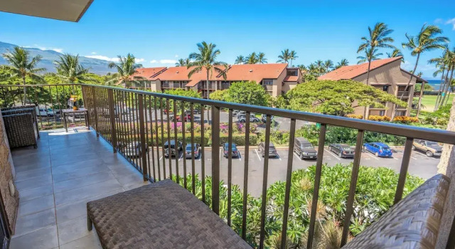 Номер Luxury Sunny and Soothing Oceanfront Vistas