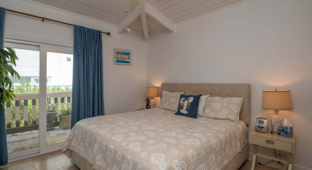 Tiki 216 - 2br Condo W/ Balcony Steps From Beach 2 Bedroom Condo, Buchen Sie Ferienwohnung Hotels in Padre Island mit Pool, Schwimmbad