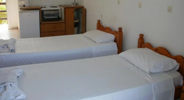 Adonis Apartments
