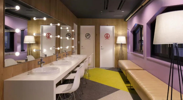 Женская капсула Booth Netcafe & Capsule