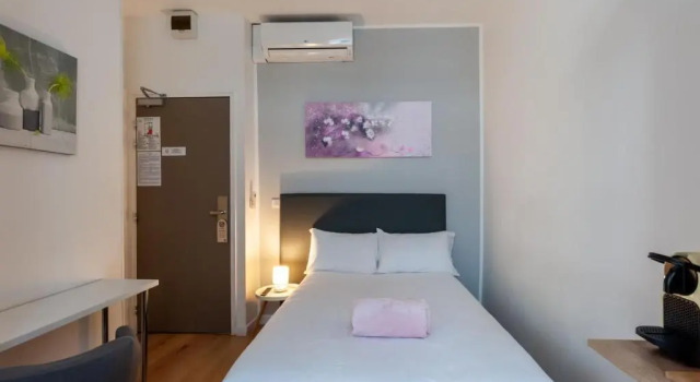 Одноместный номер Standard Hotel lHotera