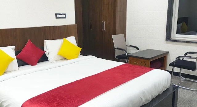 Номер Standard Hotel New Maruthi Inn