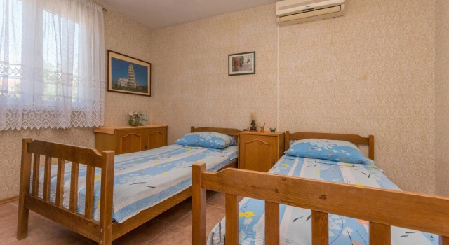 Amazing Apartment in Pakostane With 2 Bedrooms