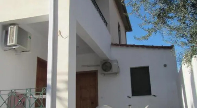 "Action" House in Leonidio 4-beds