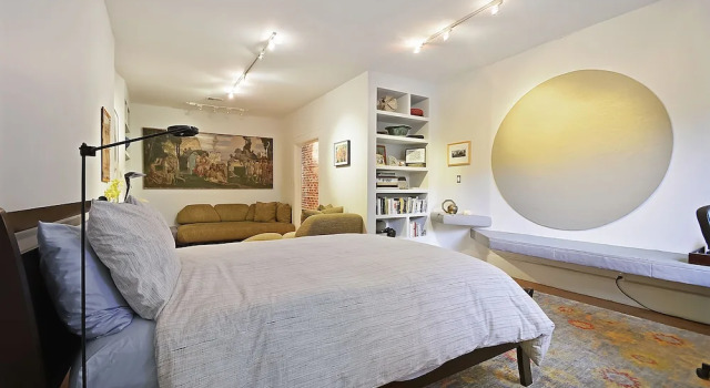 Коттедж Newly Remodeled Loft In Lower Nob Hill 2 Bedroom Home by RedAwning