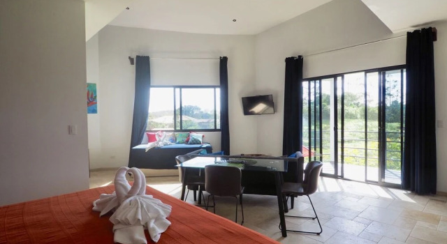 Номер Deluxe Blue Jungle Lodge