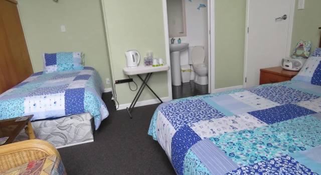 St. David's Ruapehu BnB, Rezerwuj Bed and Breakfast Hotele w Auckland Region z parkingiem, Parking